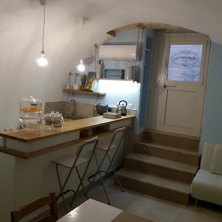 Oda ve Kahvaltı Borgosangiovanni 3*
